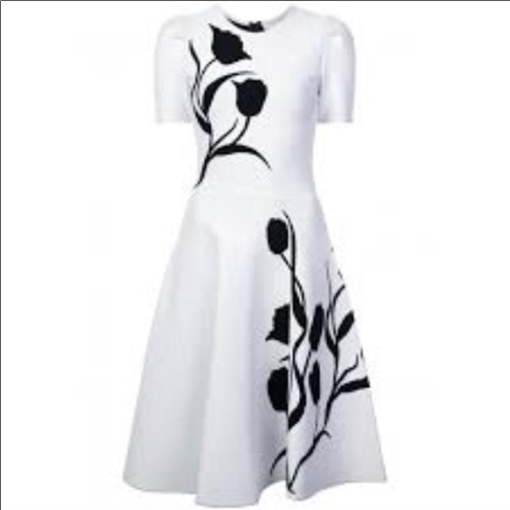 New Caroline Herrera Floral Dress - L